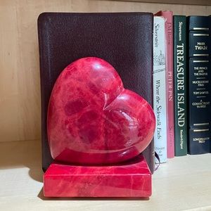 Pretty heart ❤️ shape marble stone bookend